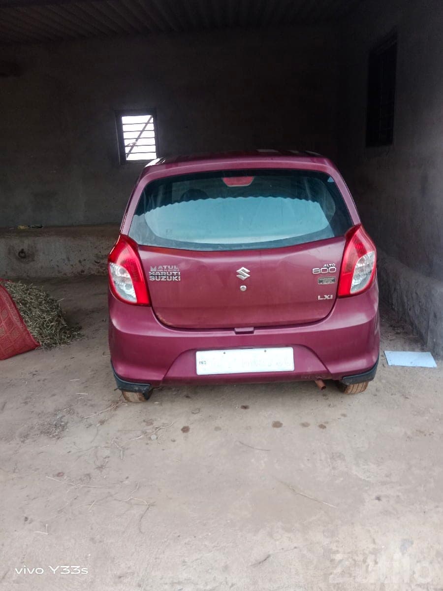 2013 Maroon Small Car with New Tyres - Cars - Kalyanpur - Image 3