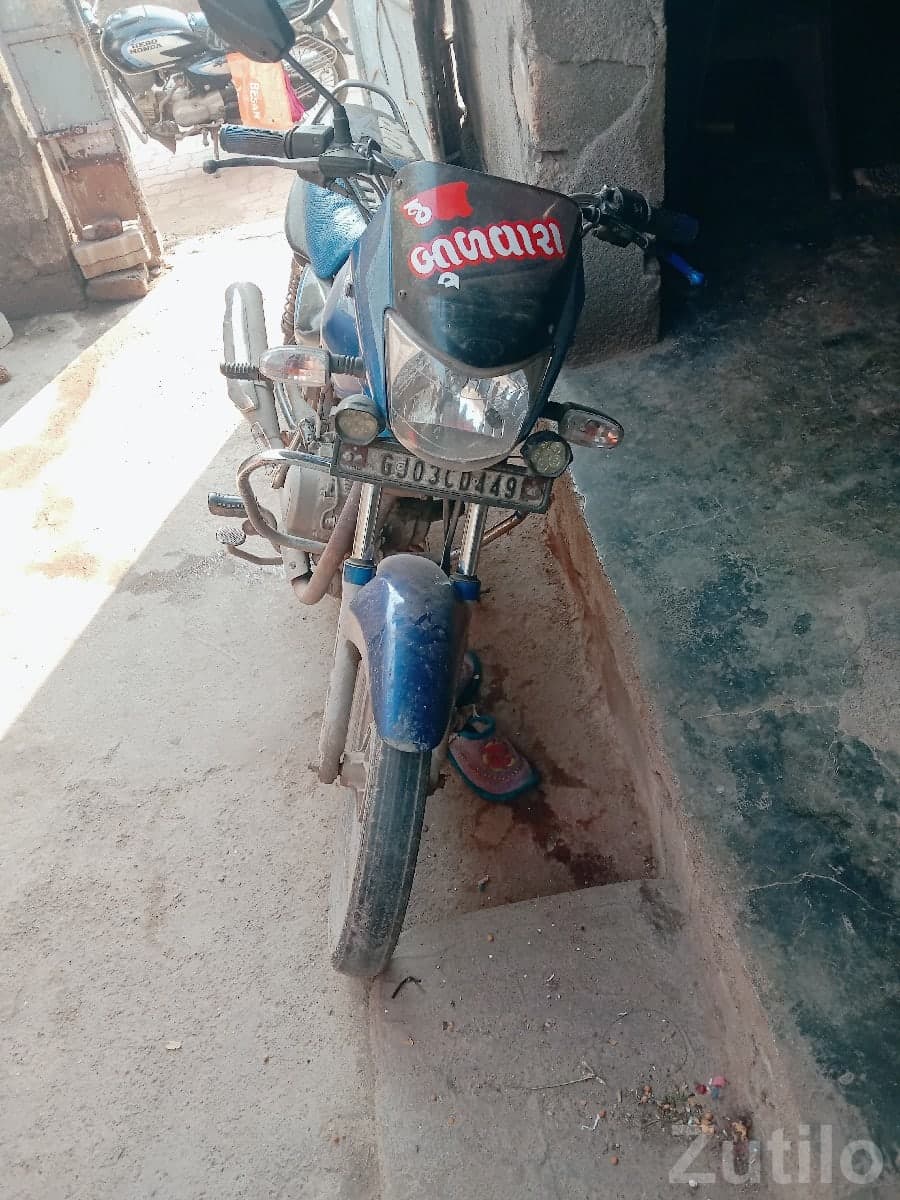 Used Blue Motorcycle for Sale - Bikes - Keshod - Image 2