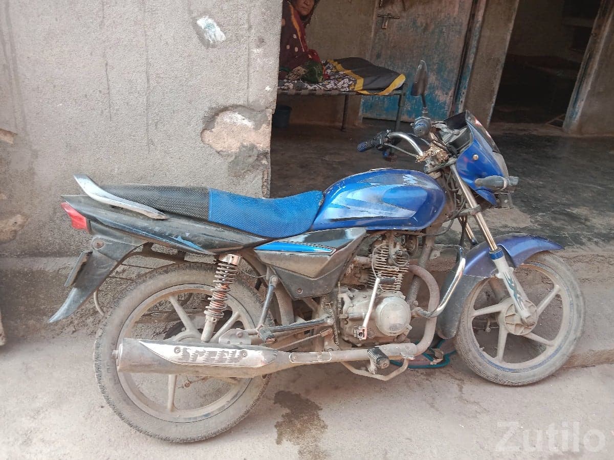 Used Blue Motorcycle for Sale - Bikes - Keshod - Image 3