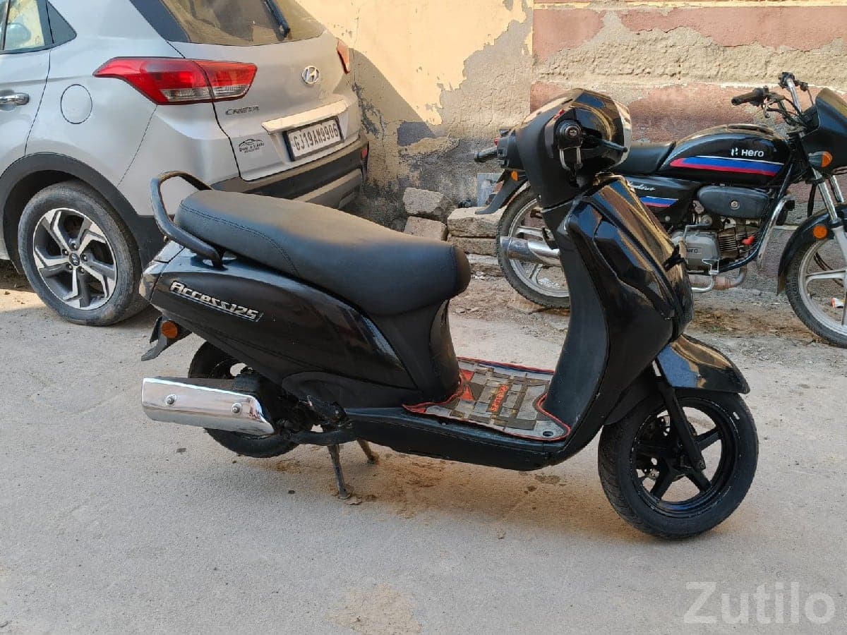 Suzuki Access 125 Black Scooter for Sale - Bikes - Lalpur - Image 1