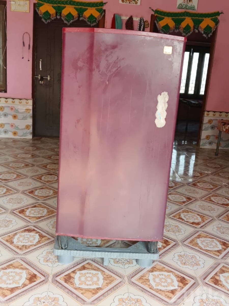 Single Door Red Refrigerator for Sale
