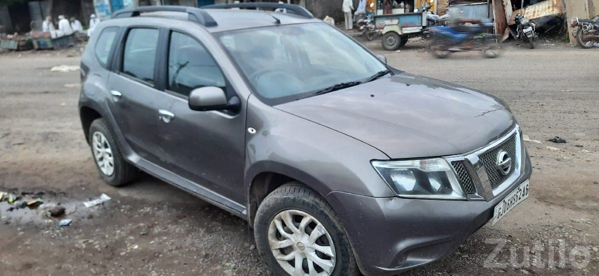 Nissan Terrano 2015 Used SUV Car - Cars - Khambhalia - Image 1