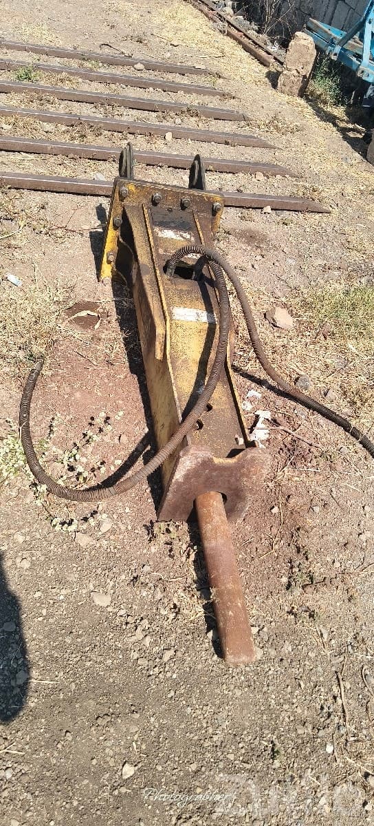 Heavy Metal Breaker Rod Tool - Other Industrial Items - Khambhalia - Image 2