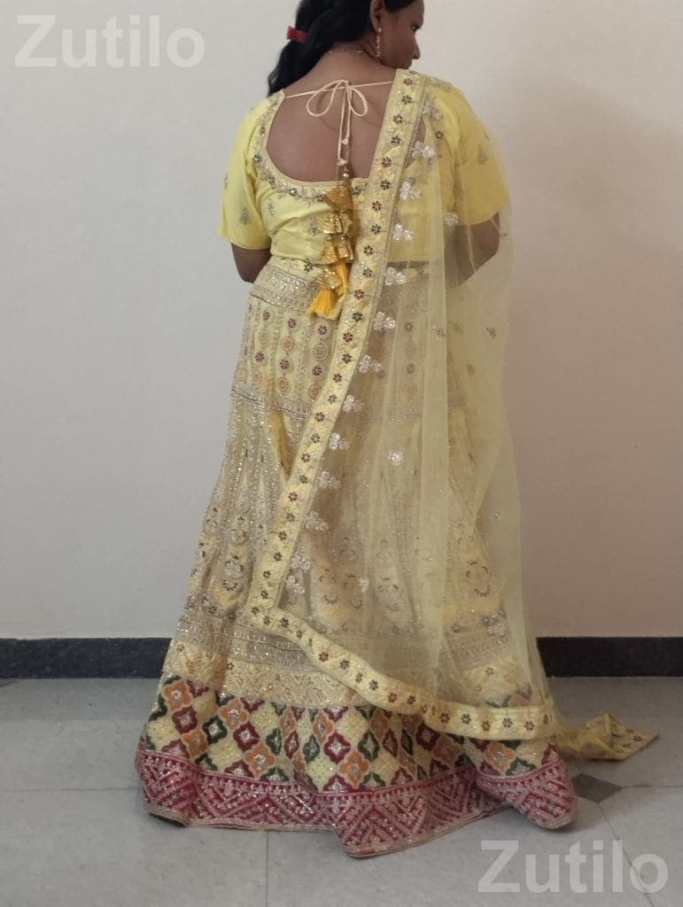 Women’s Yellow Choli Lehenga Set - પરંપરાગત વસ્ત્રો - અંજાર - Image 4