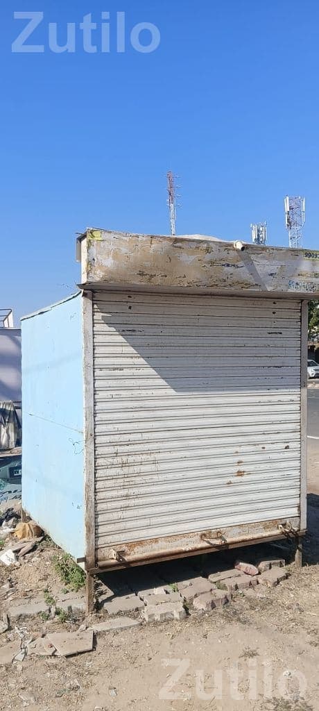 Roadside Cabin Shop Structure with Shutter - દુકાનો - મહેસાણા શહેર - Image 2