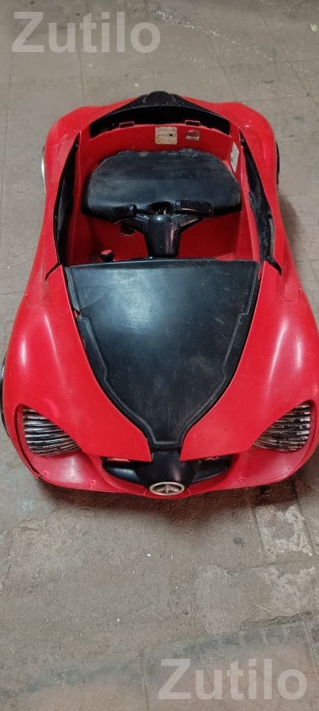 Kids Ride On Toy Car in Running Condition