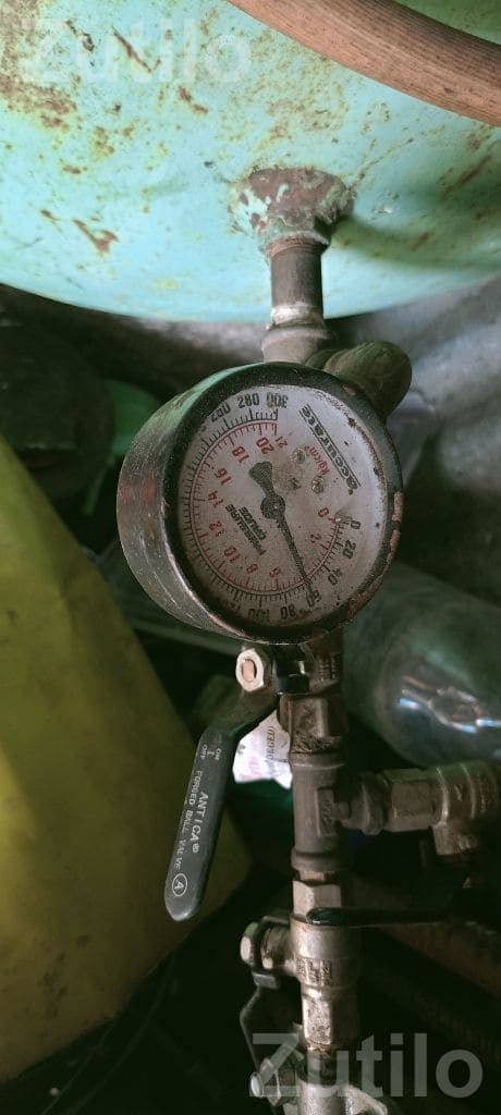 400 Pound Tank Double Piston Air Compressor - Machinery - Talaja - Image 2