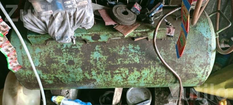 400 Pound Tank Double Piston Air Compressor - Machinery - Talaja - Image 3