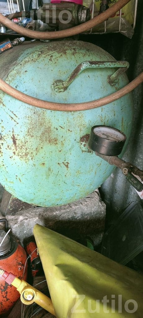 400 Pound Tank Double Piston Air Compressor - Machinery - Talaja - Image 4