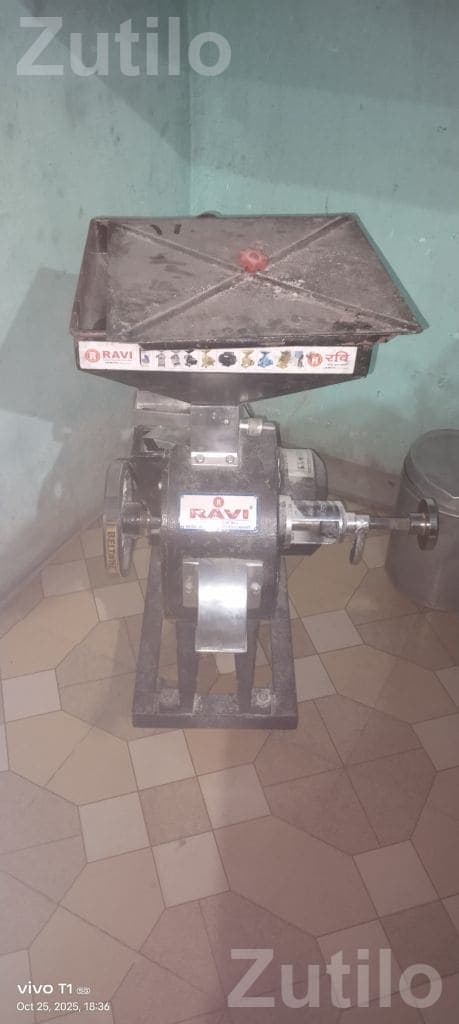 Ravi Domestic Flour Mill 8 Months Used