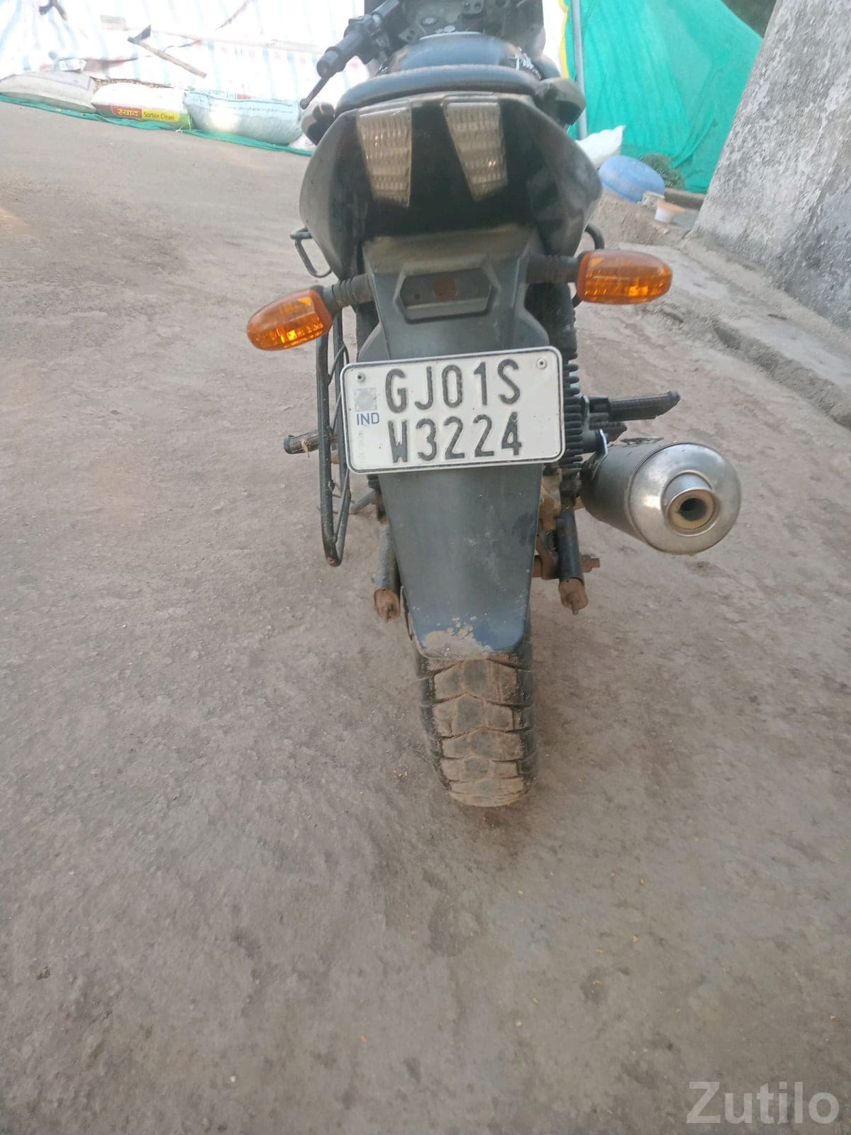 Bajaj Pulsar 220 Bike - Bikes - Lalpur - Image 2