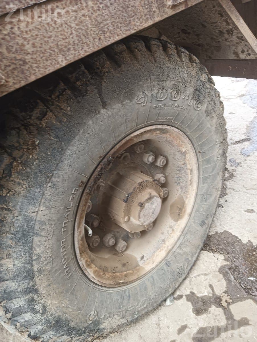 Used Heavy Vehicle Tyre 900-16 - ઓટો પાર્ટ્સ - પોરબંદર - Image 2