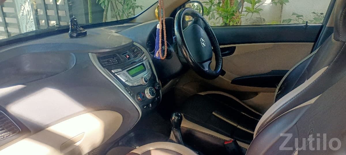 Hyundai Eon 2011 Used Car for Sale - કાર - માંગ્રોળ - Image 2