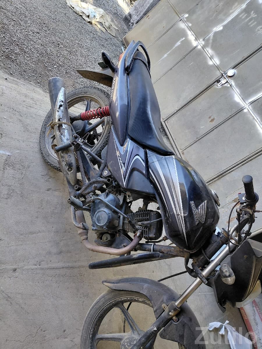 Used 2014 Two Wheeler Bike for Sale - Bikes - Keshod - Image 3