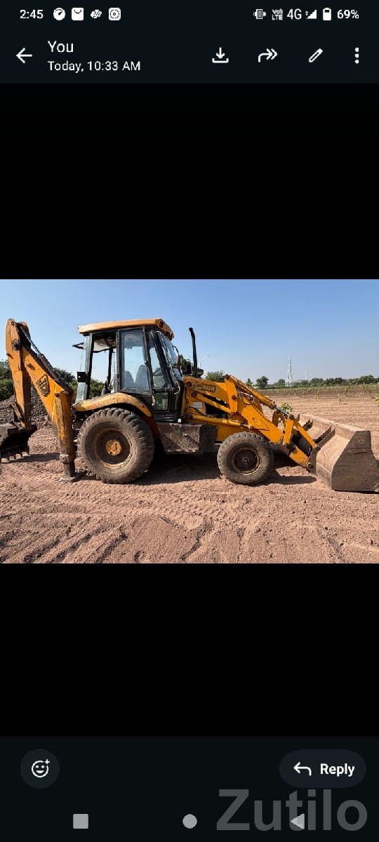 JCB Backhoe Loader 2006 Model for Sale - Construction Vehicles - Bhanvad - Image 3