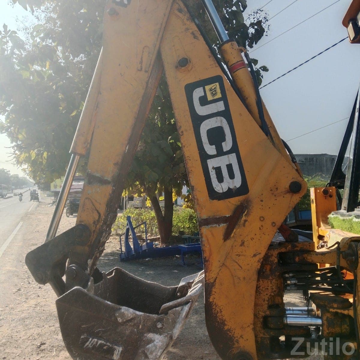 Used JCB 3DX Backhoe Loader 2007 - Construction Vehicles - Chhaya - Image 3