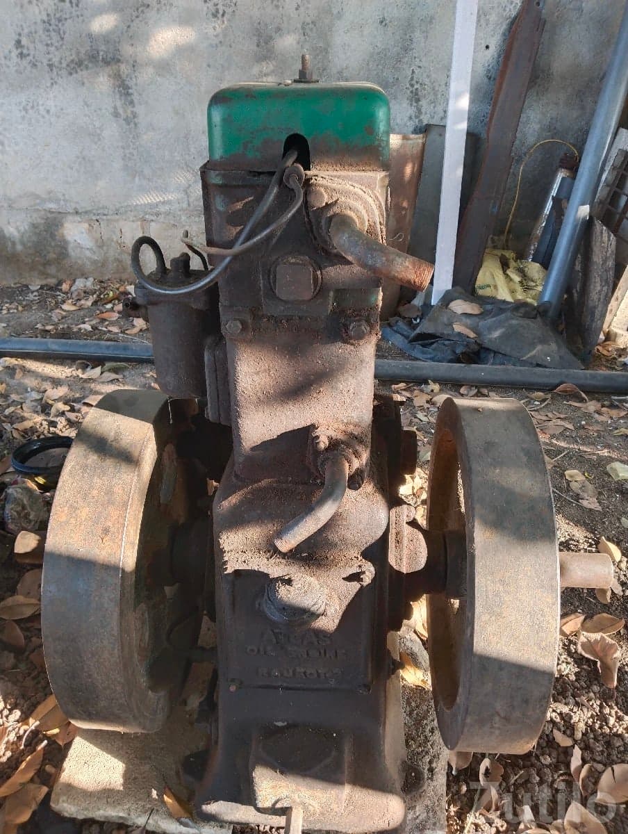 10HP Old Stationary Engine Machine for Sale - Machinery - Bhanvad - Image 3