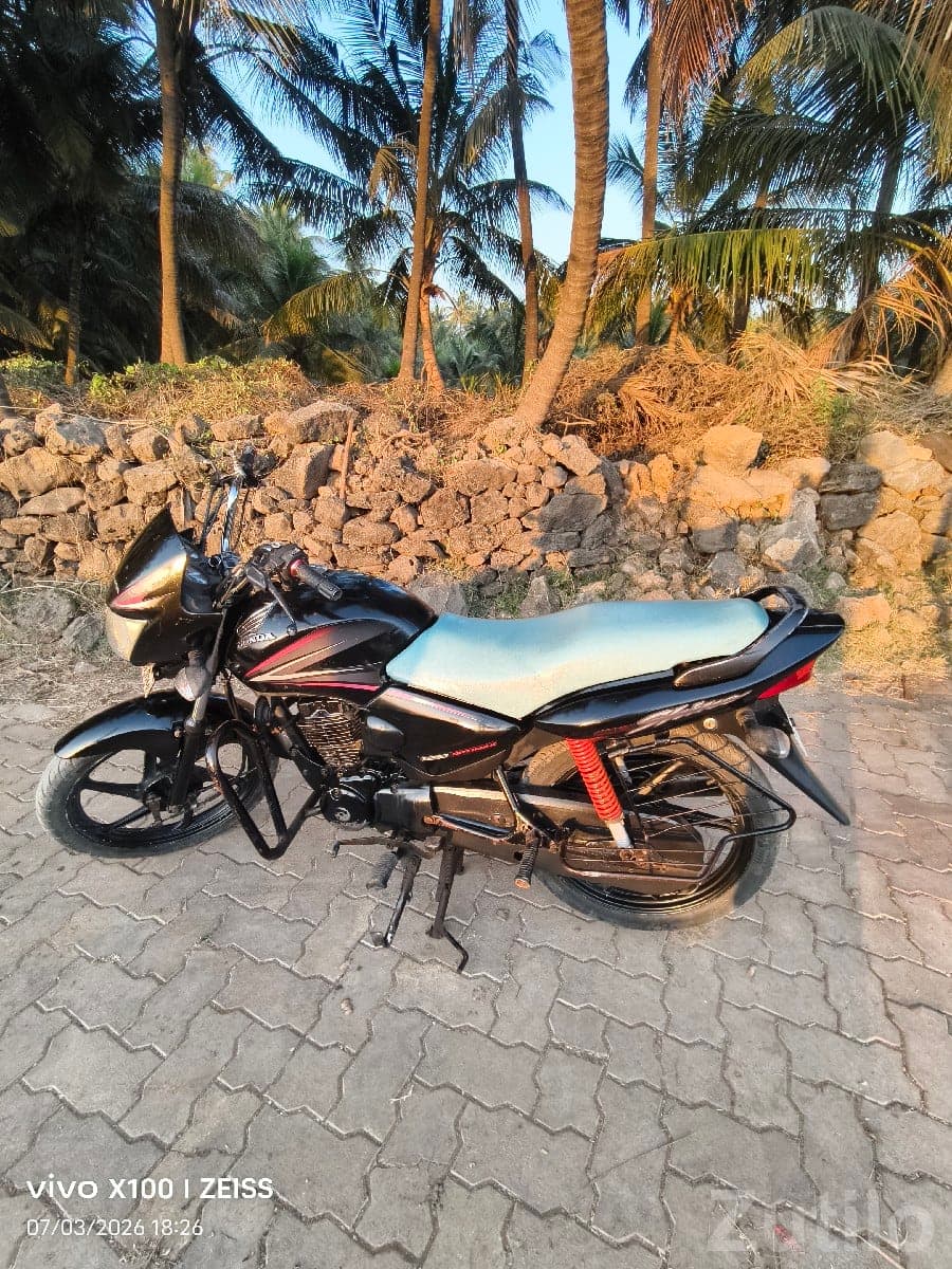 Honda CB Shine 2013 Bike