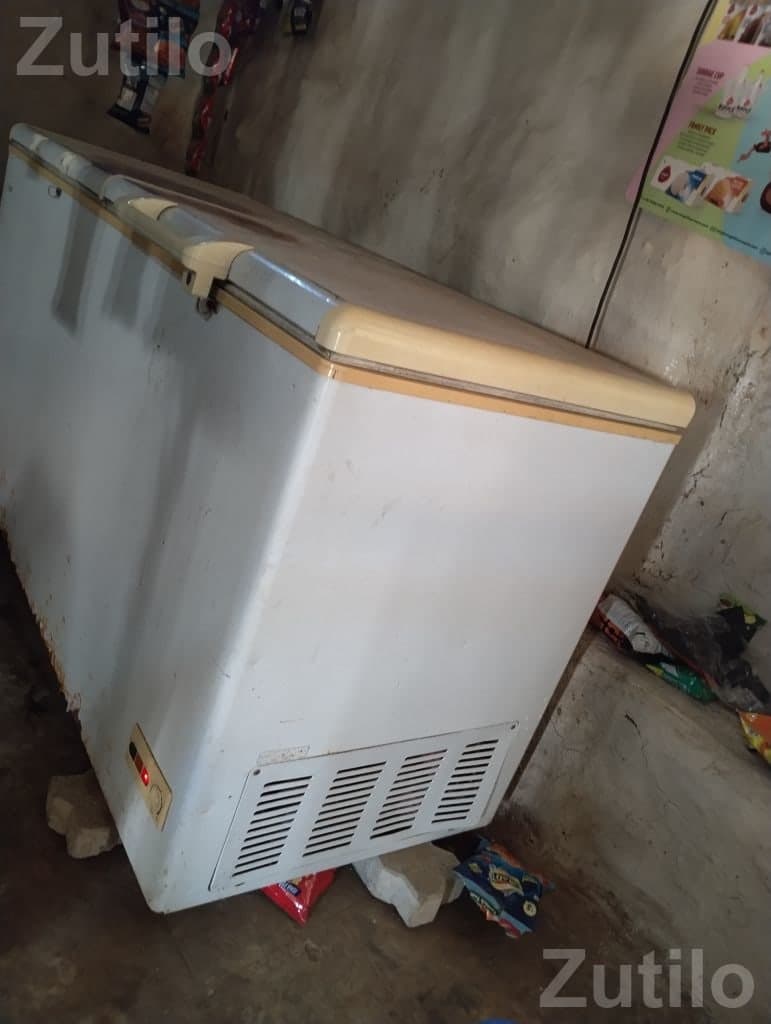 Used Deep Freezer Refrigerator for Sale
