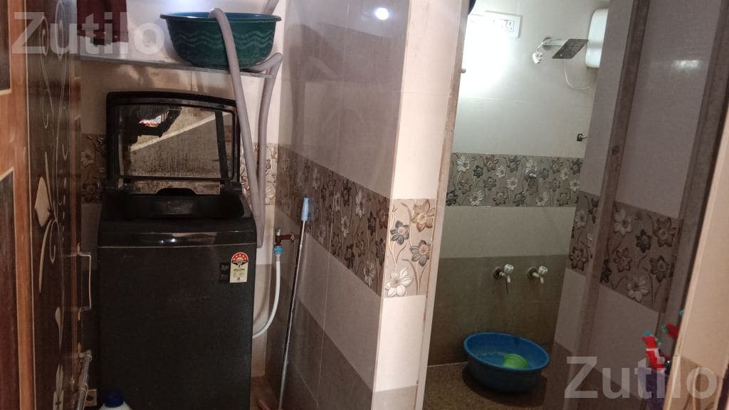 Tenement House for Sale in Ropda Gam - House for Sale - Daskroi - Image 5