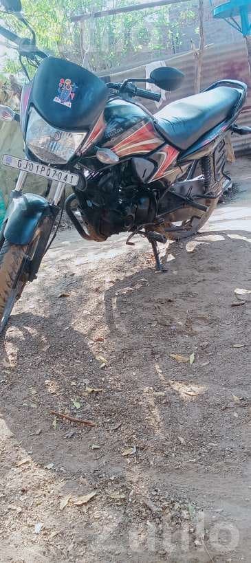 Honda Dream Yuga Bike 2013 Model