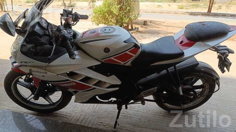 Yamaha R15 2013 Bike