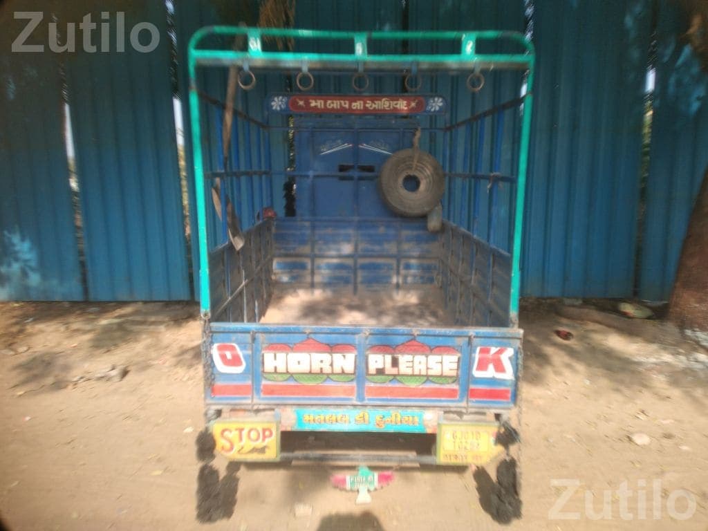 2013 Loading Tempo Commercial Vehicle - Trucks & Lorries - Ahmedabad City - Image 3