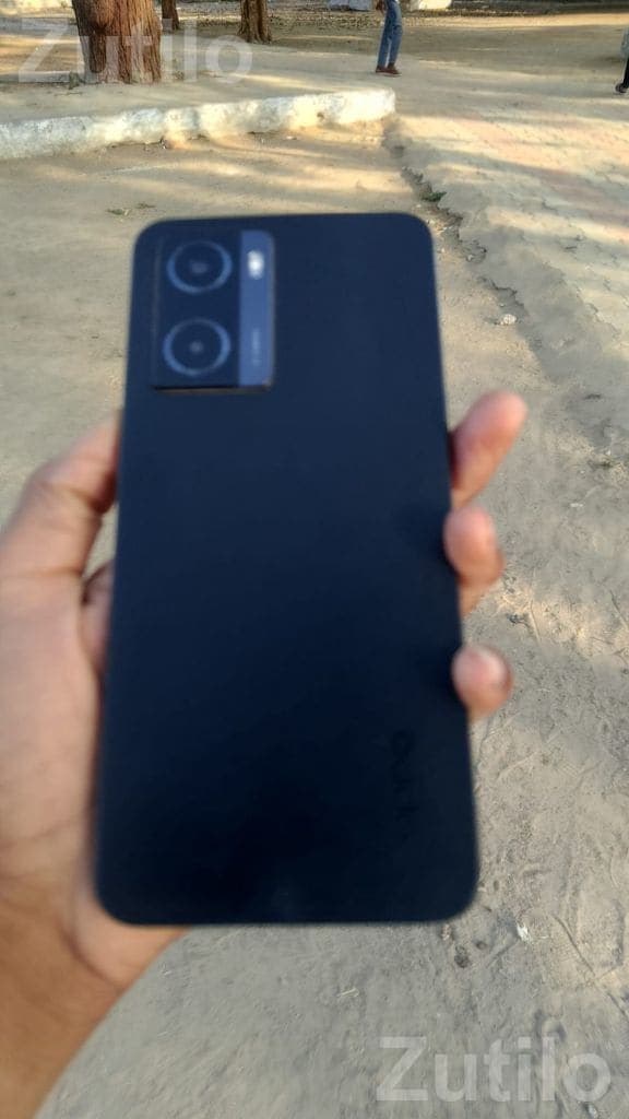 Smartphone for Sale with Full Screen Display - Mobile Phones - Dholka - Image 2