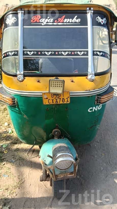 2011 CNG Auto Rickshaw