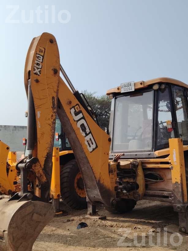 JCB 3DX Backhoe Loader 2012 Model - Construction Vehicles - Siddhpur - Image 3