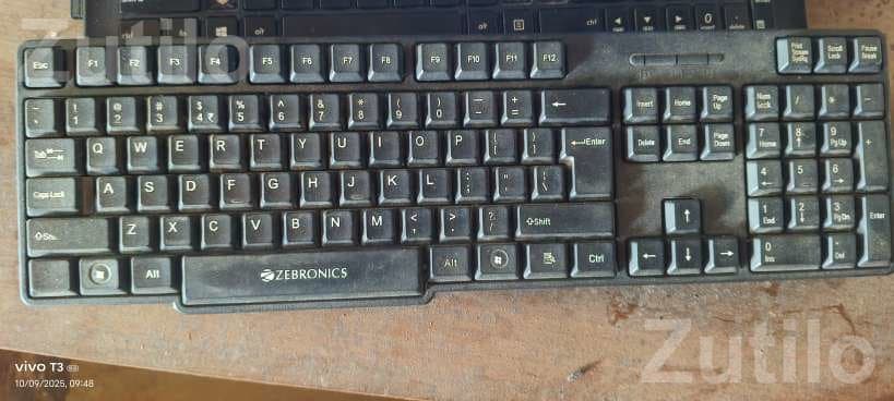 Asus Laptop with Charger - Laptops & Computers - Tarapur - Image 3