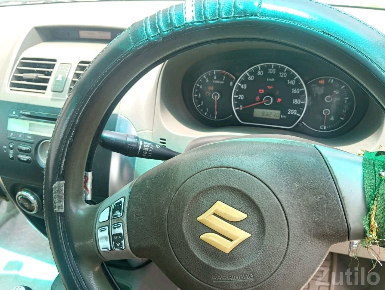 2010 Maruti Suzuki SX4 Sedan - Cars - Surat City - Image 5