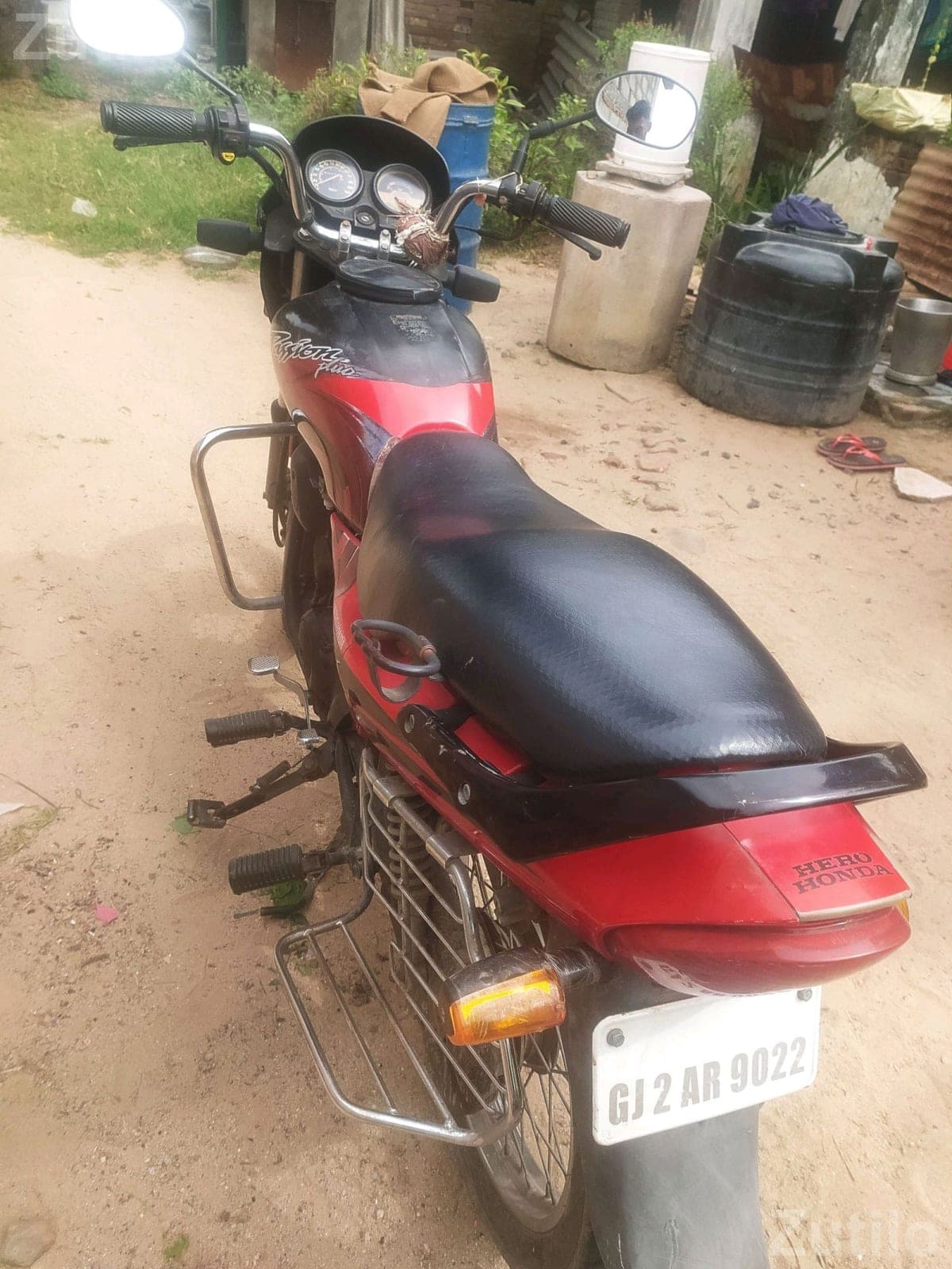 Hero Passion 2010 Motorcycle - Bikes - Vadnagar - Image 3