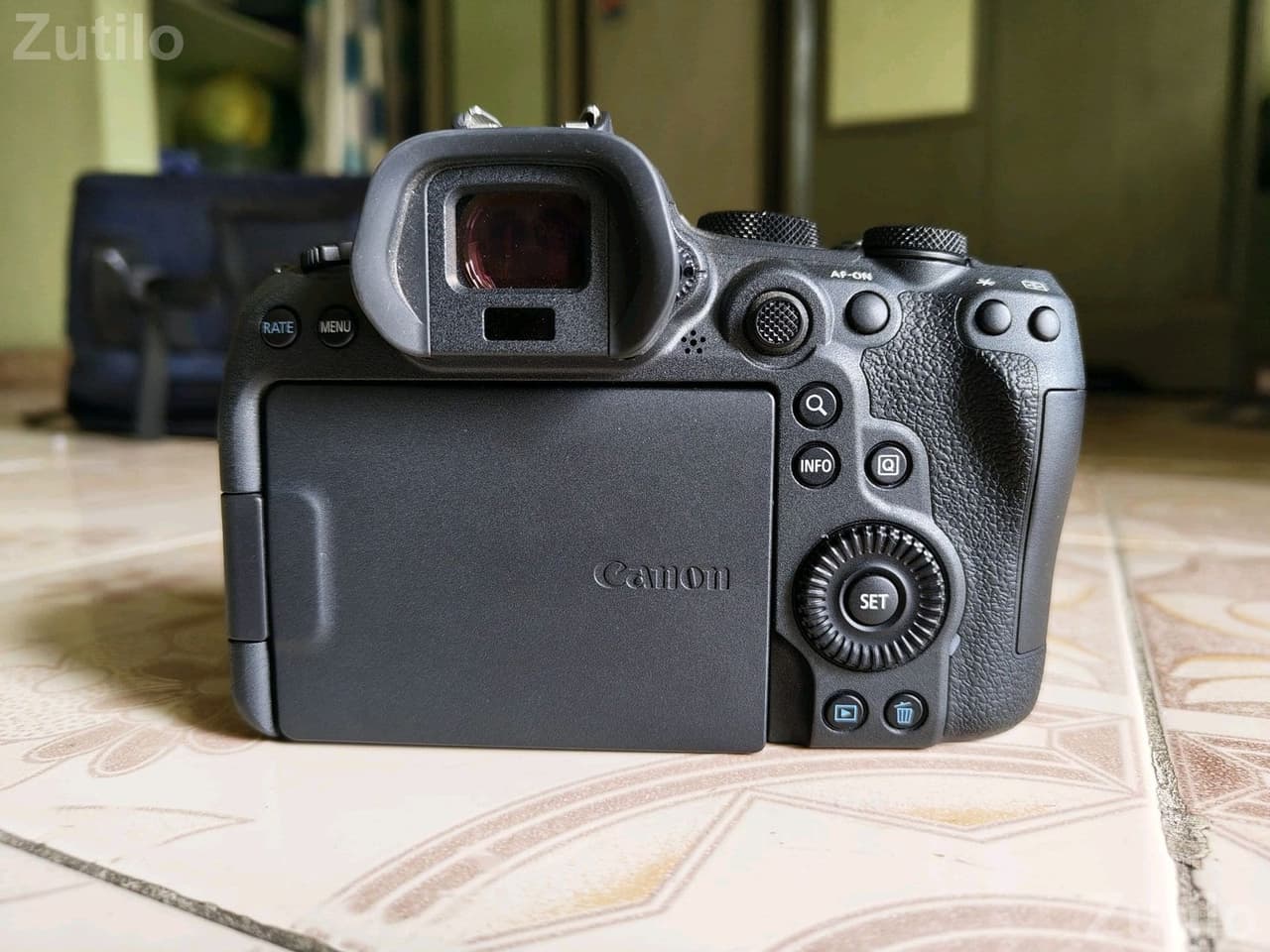 Canon R6 Mark II Camera with 2 Lenses Kit