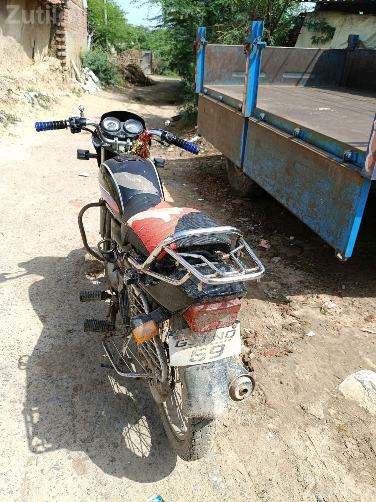 Used Commuter Motorcycle Black Red