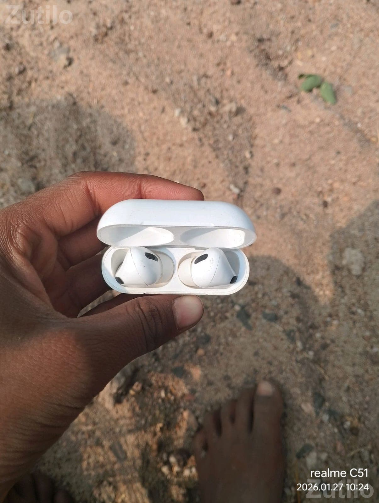 Wireless Bluetooth Earbuds with Charging Case - Accessories - Vadodara City - Image 2