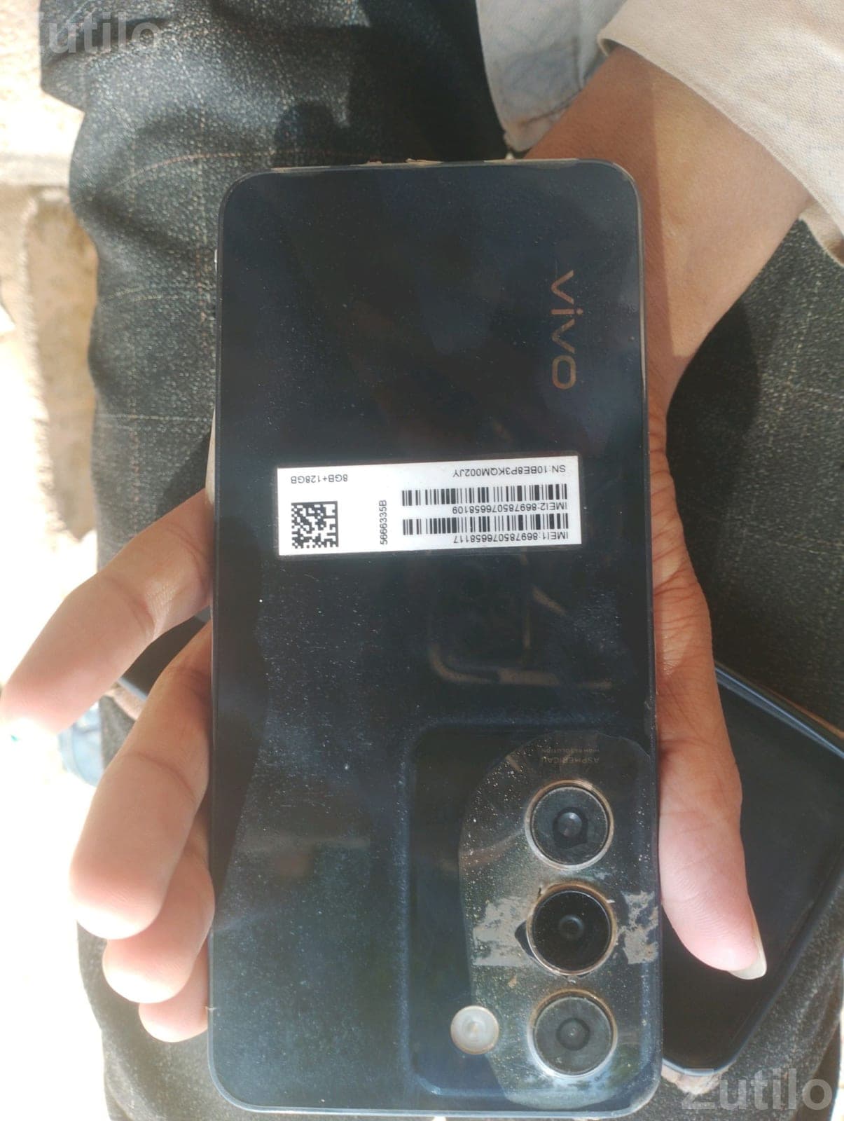 Android Smartphone with Cracked Screen - Mobile Phones - Deesa - Image 2