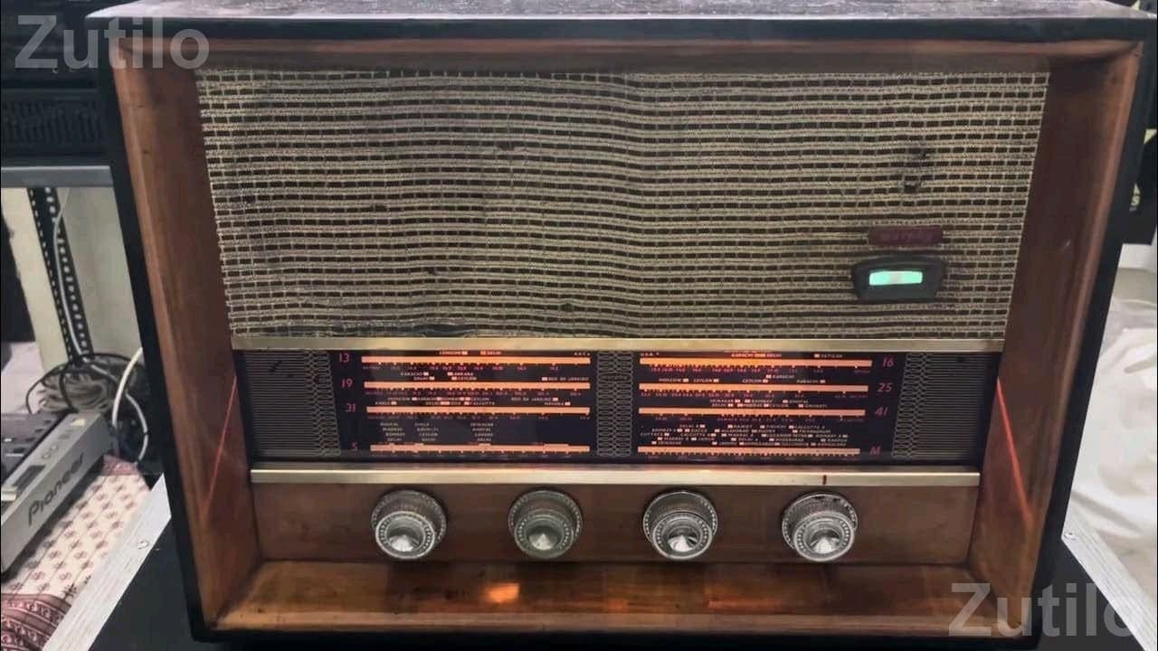 Vintage Murphy 4 Band Radio Set - Other Home Appliances - Kadi - Image 2