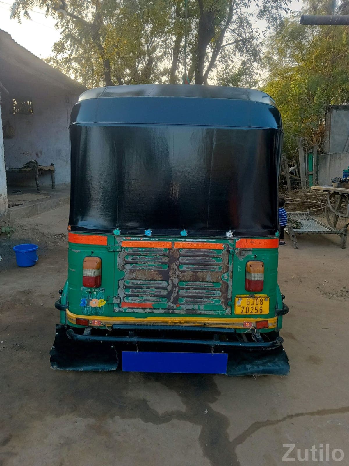 2010 CNG Auto Rickshaw - ઓટો રિક્ષા - પાલનપુર - Image 2