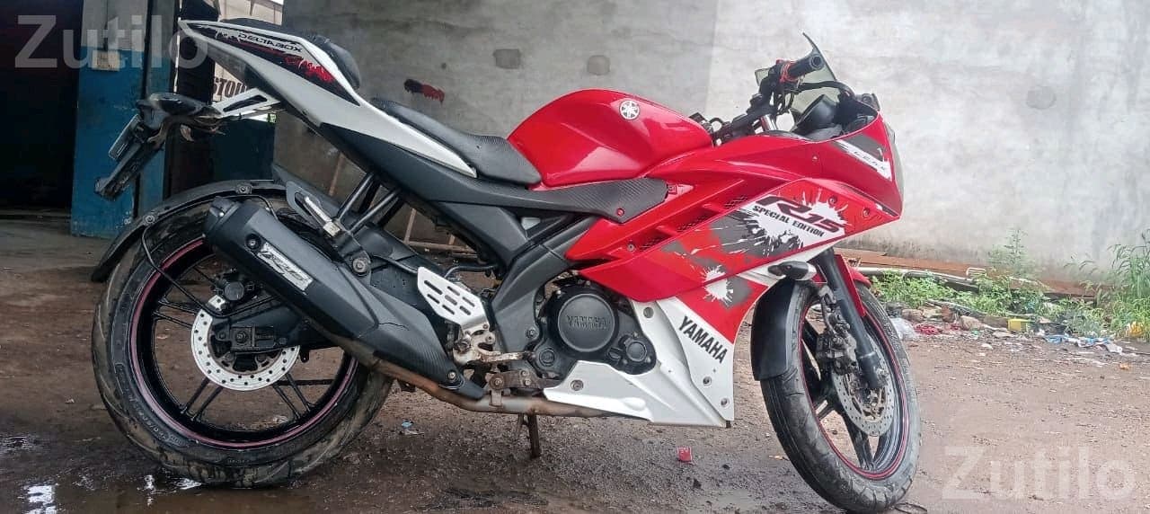Yamaha R15 V2 2012 Single Owner Bike