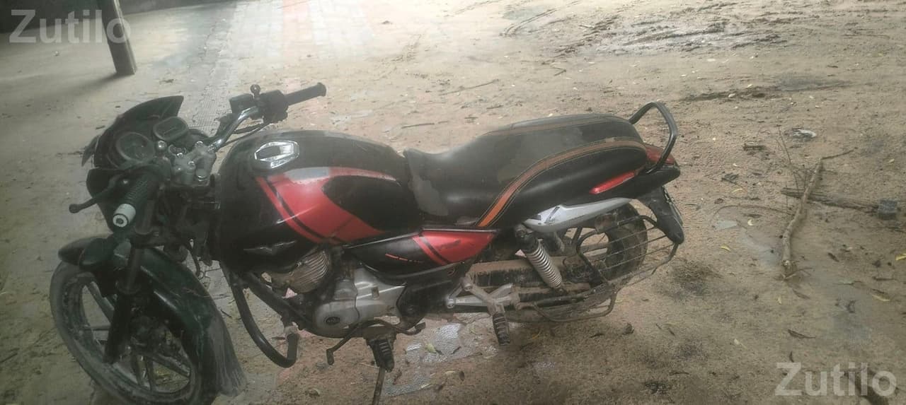 Used Commuter Bike in Red and Black - બાઇક્સ - પાટણ શહેર - Image 2