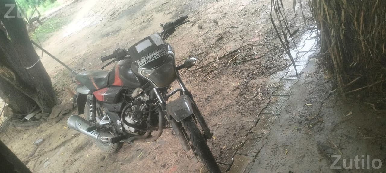 Used Commuter Bike in Red and Black - બાઇક્સ - પાટણ શહેર - Image 4