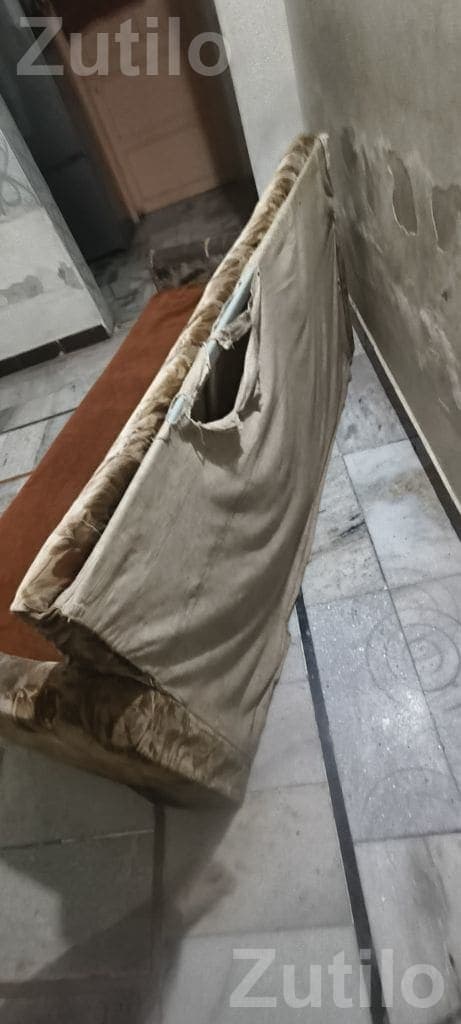 Iron and Wooden Sofa Set - Sofa Sets - Rajkot City - Image 3