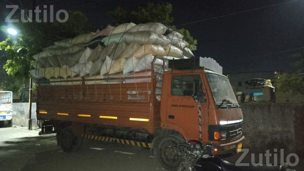 Tata 909 Truck 2011 Model - ટ્રક અને લોરી - જુનાગઢ - Image 2