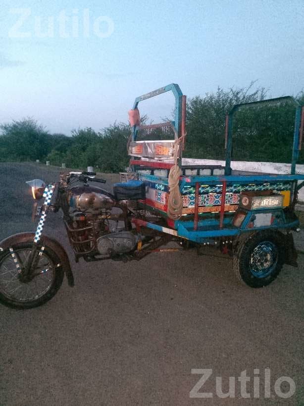 3 Wheeler Rickshaw 2004 Model