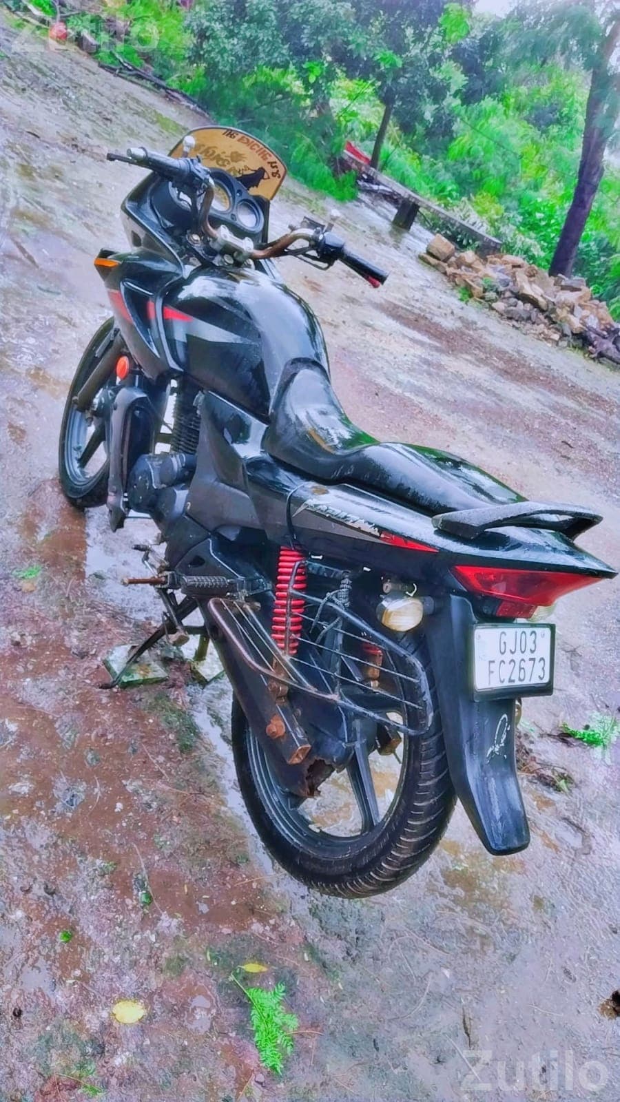 Hero Karizma 2013 Bike with Two New Tyres - Bikes - Vanthali - Image 2