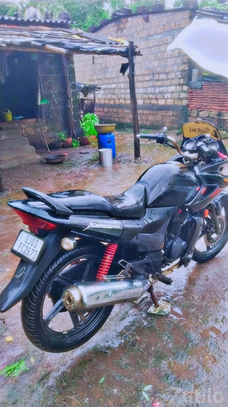 Hero Karizma 2013 Bike with Two New Tyres - Bikes - Vanthali - Image 5