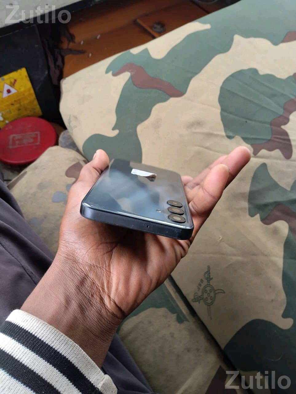 Samsung Galaxy Smartphone Black - Mobile Phones - Amreli City - Image 4