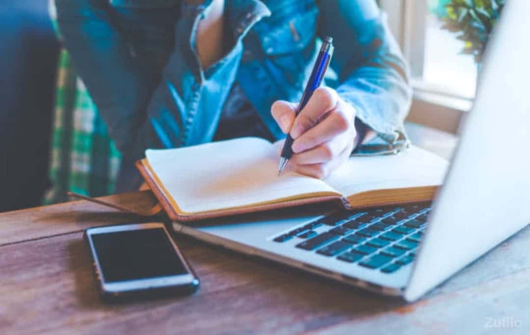 Sales Executive - Full Time Sales Executive - Full Time