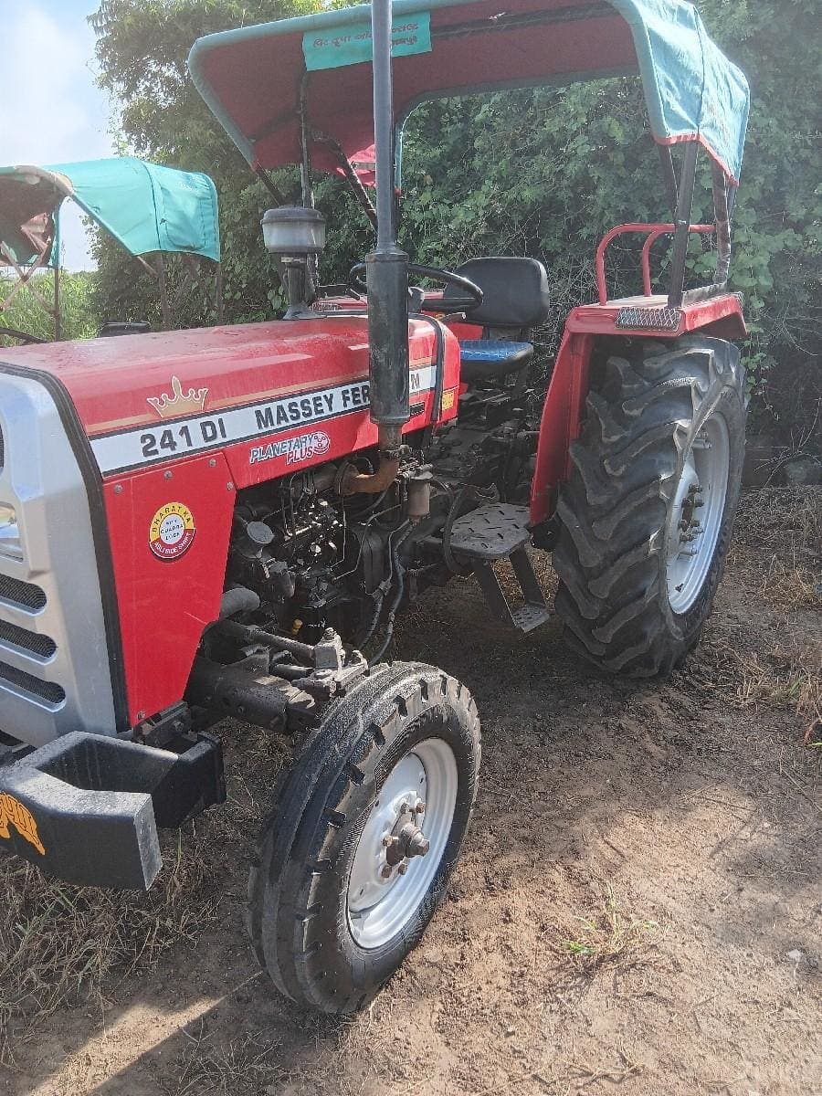 241 PD પાવર Sterling 2018 - ટ્રેક્ટર - વડોદરા શહેર - Image 1